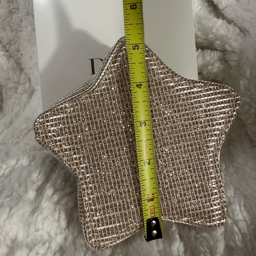 🖤🖤New Dior Beauty Star-Shaped Gold Pouch🖤🖤 - Picture 3 of 8